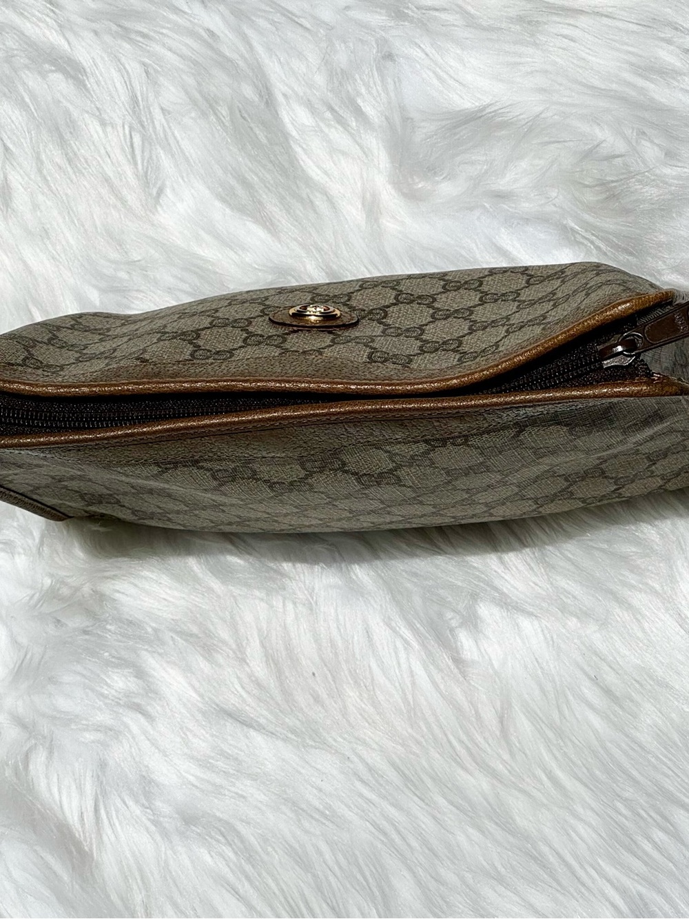 Gucci GG Clutch VTG Zipper closure tan 8x10x3” unisex - Picture 9 of 17